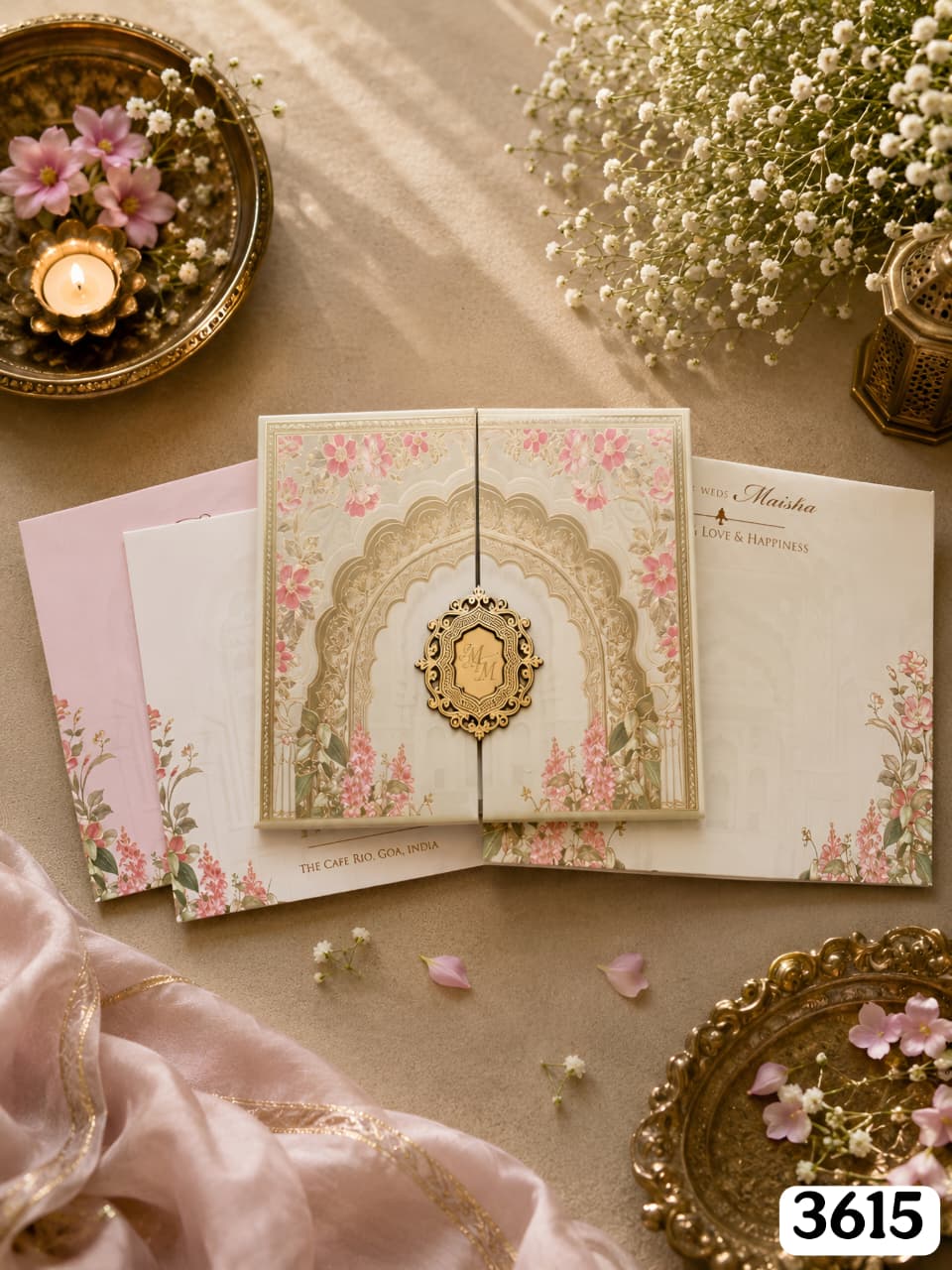 Cream Arch Floral Gatefold Suite
